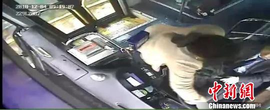 Ů�����ṫ���������̻���3��뱻ȡ���仧�Ϻ��ʸ�