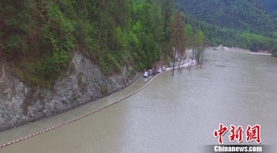 פ���侯�������չ���318�ߺ�ˮ��в���