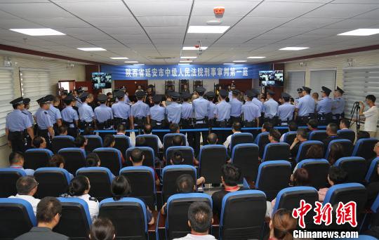 ͼΪ����ʡ�Ӱ����м�����Ժ14�����ӳ��ض�һ��12�˶������Żﷸ�ﰸ����һ�󹫿����У������������̡��Ӱ���Ժ