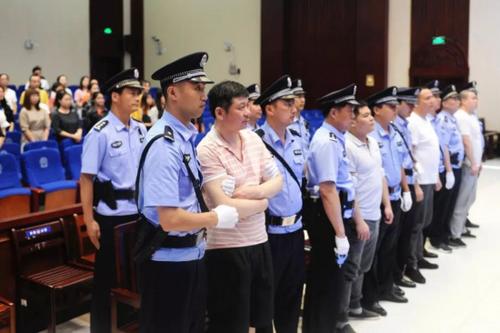 ��ɳ���ϴ����Һ����߱���������һ���и�������ɱ