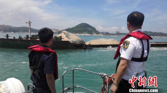 �����к����Ѿ����Ŀ��پ������մ���4����Ա���