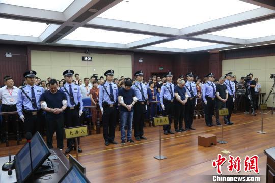 ��󾭺���ͥ���飬����ίԱ���о�����ͥ�����ö����������ߣ�ά��ԭ�С�ɽ����Ժ��ͼ