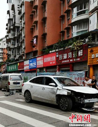 ���³����������� �ܻݾ� ��