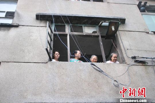 图为救援现场。 石岳杰 摄