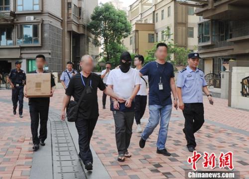 7��15�գ����ݾ���ͨ�����������մ��һ���ش�&ldquo;���ϲ�&rdquo;����Ĳ��Żץ��������135�ˣ���Ѻ�永���ԡ��ֻ������п�����������һ������<a target='_blank' href='http://www.chinanews.com/' _fcksavedurl='http://www.chinanews.com/'>������</a>�� ���ݾ�����ͼ