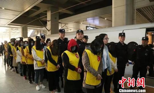 ���ྯ��ֹ������������թƭ���永�����10��Ԫ