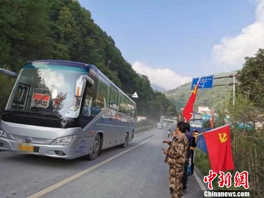 �Ĵ��Ű����꣺2000���������ο�ȫ����ȫ����