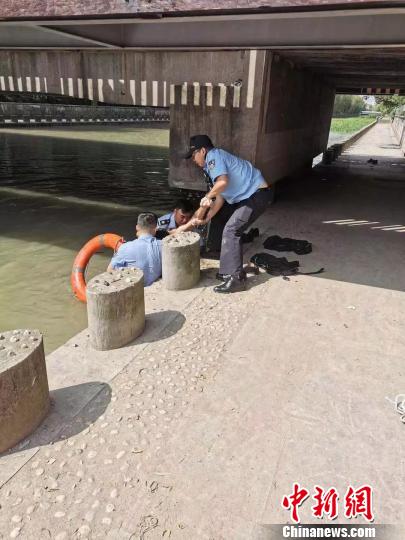 �񾯺�����Ԯ������������ͼ