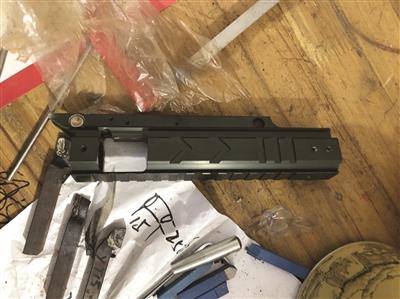 金某制作枪支的材料 警方提供