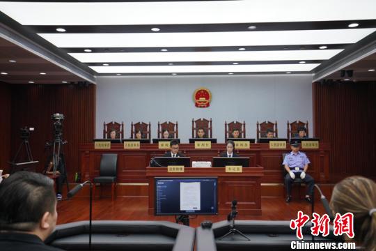 �й���������ר������֤ȯ�෸�ﰸ���ڻ���ͥ