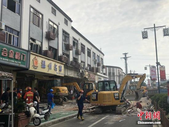 10��13�����磬����������֯�����ӽ�����ȼ����ը�¹��ֳ����ų�������Ŀǰ�¹ʷ������ܱ����𽥻ָ�����
���� ��