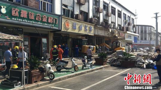 ��ը��С�Ե��ſڡ�����Ƚ ��