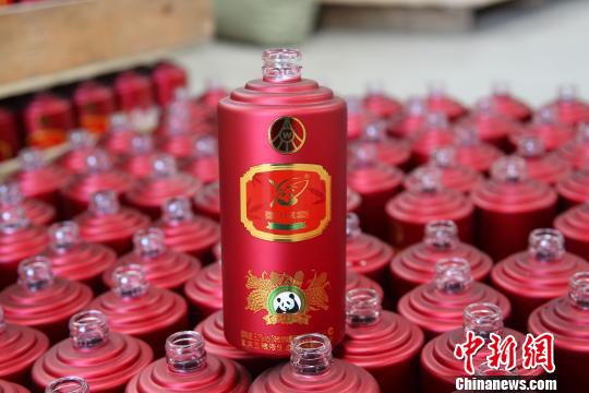 ͼΪ�񾯲��ļپư��ġ�������ͼ