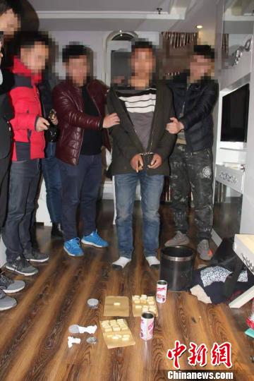 ���Ͼ������ƿ������ض��������ɻ�����300���