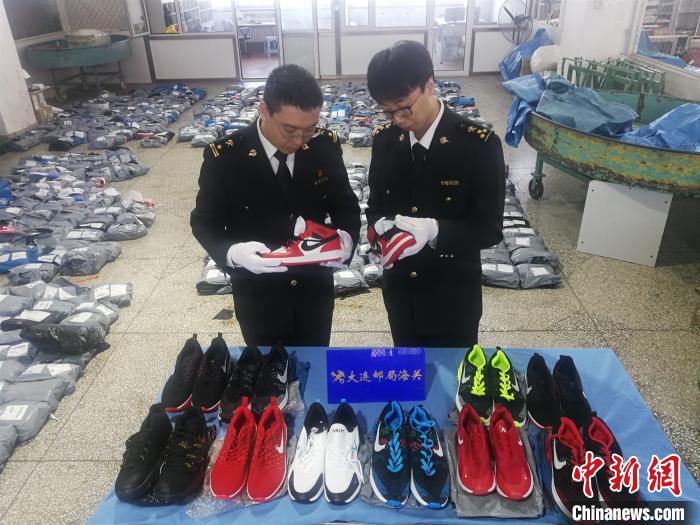 ͼΪ�ֳ������Ա���в��顣������ ��