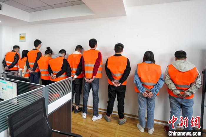 抓捕现场。长兴公安提供