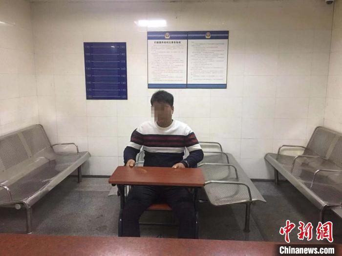 һ���ӷǷ����ۼ��̻�����ʮ����Ԫ����������