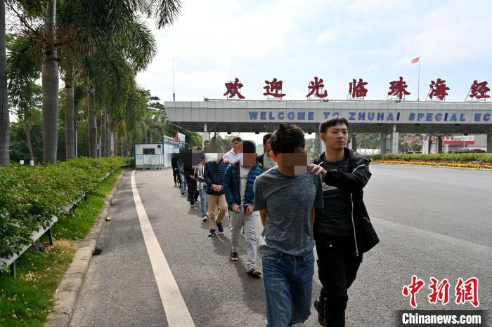 ����ʮ�߾�����ʡ����һթƭ�ѵ�ɻ��ֽ�340����Ԫ