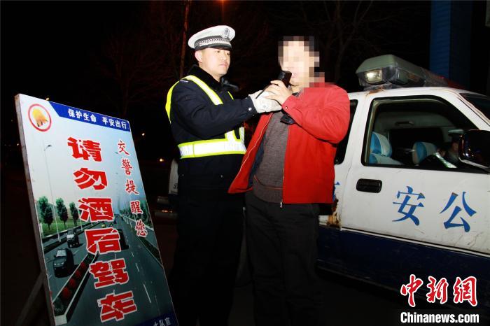 河北查处交通违法3681万余起交警人均日查处2.5起