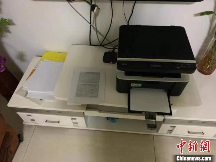 浙江丽水一夫妻打架露线索民警顺藤摸瓜查出伪造公章案