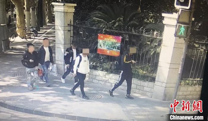 ����׷�ٵ������Ż���ټ�����������ͼ ��