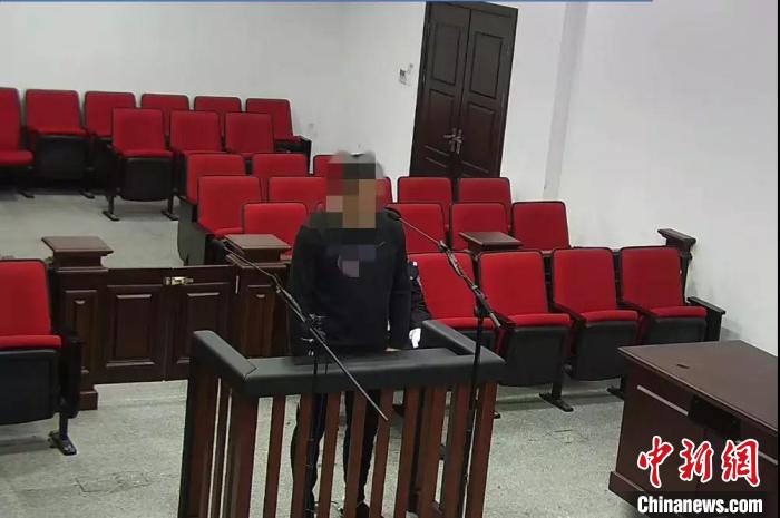 һ�Ż�͵����Ԫ��Ƥ��&ldquo;����&rdquo;�ٵ�222���ֻ���ı����12��6����