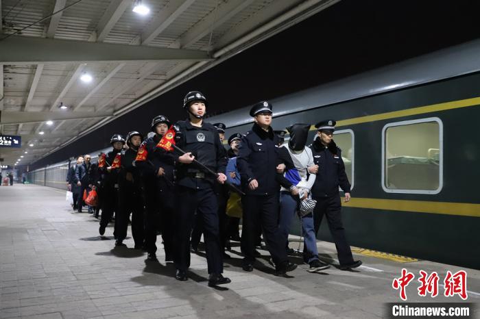 ���ɹ������������թƭ�Ż�9������