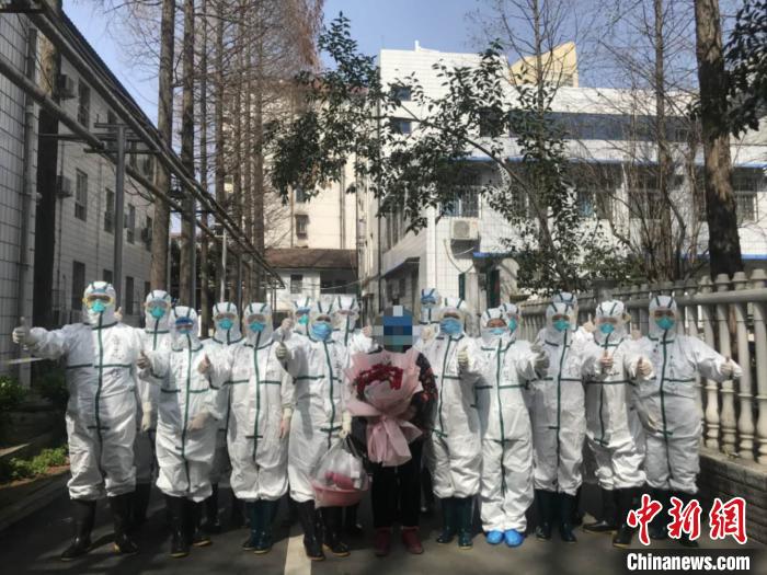 �����ش�ͻ�����������¼��ɢ���Ӧ������