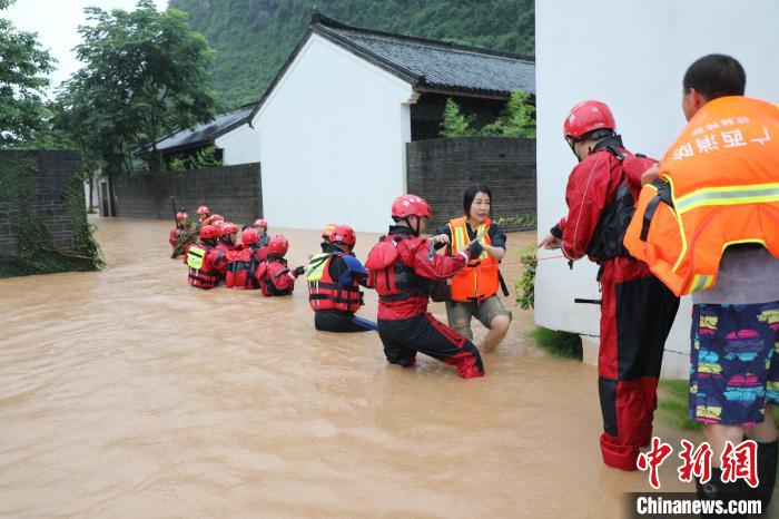 6��7�գ���˷��������Ƽ�Ƶ�Ӫ�ȱ�����Ա52�ˡ������з� ��