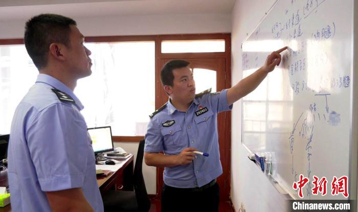 �참�񾯶԰�����з�������ɽ�й����ֹ�ͼ