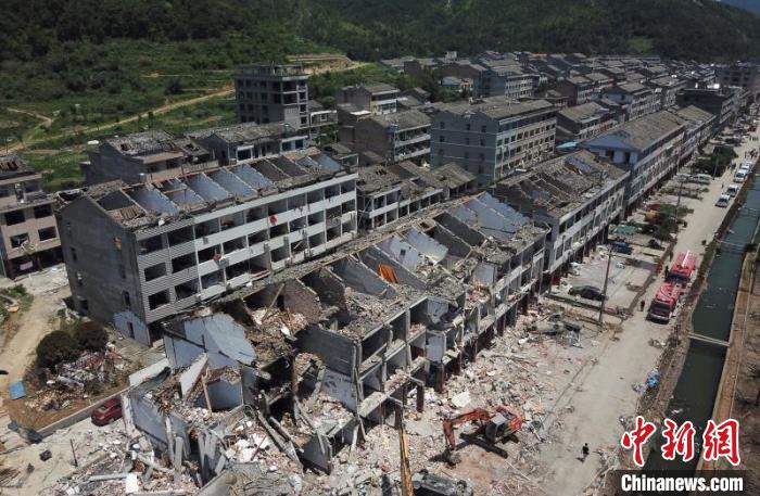 6��14��G15�򺣸��ٹ�·�����Ϫ�β۹޳���ը�¹��ֳ����� ���� ��