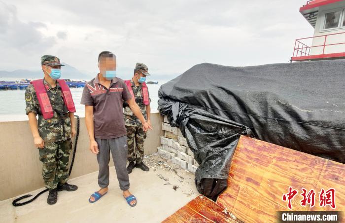 ͼΪ������ָ���ֳ����������� ��