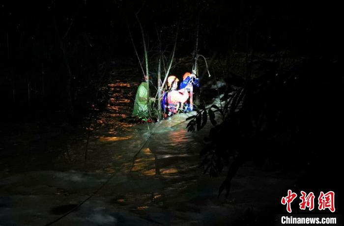 ����ָսԱ���Ӫ�ȡ������ ��