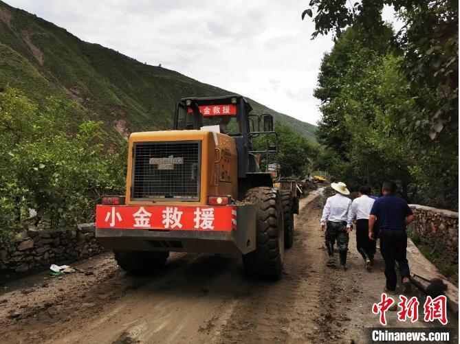 �Ĵ�С������ʯ���ֺ��Ѿȹ������������4��2��