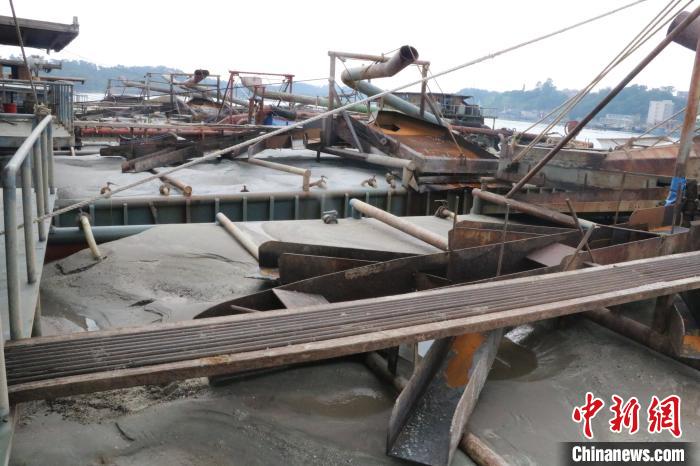 ͼΪ�Ƿ���ɰ�������ݺ����ֹ�ͼ