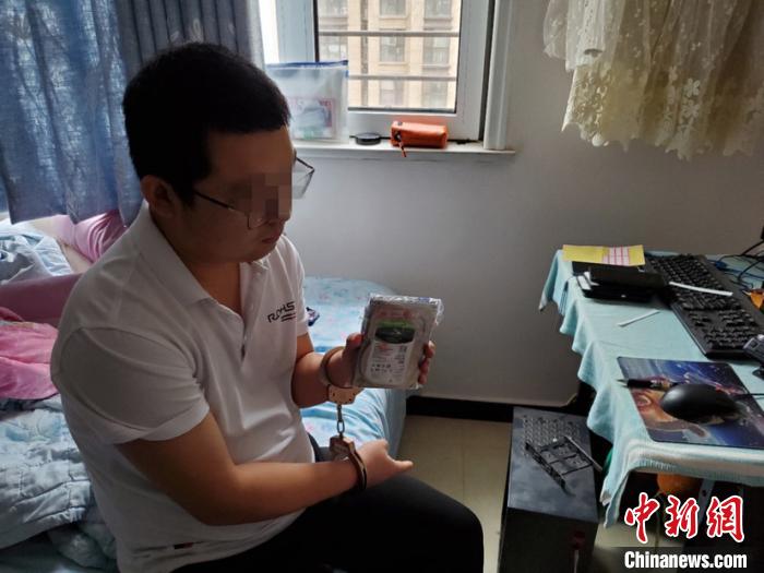 թƭ�Ż�����΢�Ž���թƭʱ��Ϊ��ʹ΢�źſ���ȥ������������Ҫ����ͼ����Ƶ����Ӫ����Ȧ���������޴��в������ӷ�������������ͼ������������һ��΢�������������թƭ�Ż�������һ��ʹ�㡱��(���� �Ϻ�������ͼ) ����� ��