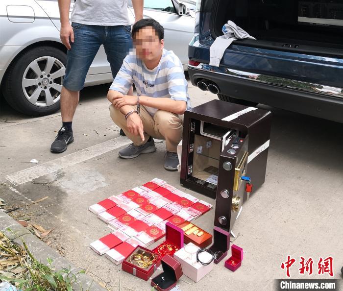 �������������˵�һ�羳�����Ż��永�ʽ�300��Ԫ