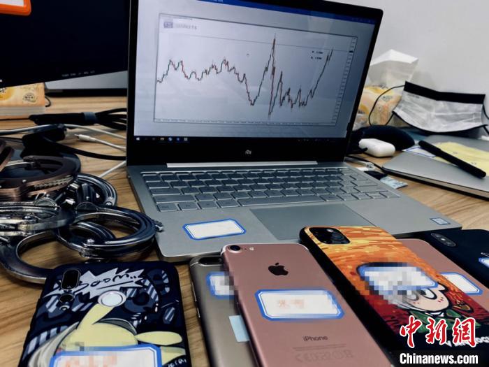 �����й���ط��ɹ涨��δ����ȡ����ҵ��ܲ��ŵ���׼���κε�λ�͸���һ�ɲ������Ծ�Ӫ��㱣֤��ҵ�����Կ�չ����ڻ�����㱣֤������Υ����Ϊ��(�Ϻ�������ͼ) ����� ��