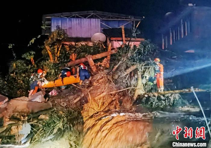 �Ĵ��Ű������������Ϯ������5СʱӪ��ת��370����