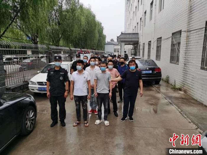 抓捕现场.吉林市公安局供图