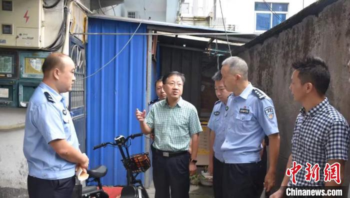 �����ֳ����졢�Ų��߷� �Ͱ������ṩ ��