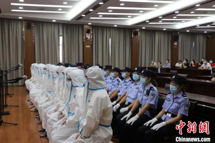 �羳��թ��������65�˱������д�6������15�겻�ȵ�����ͽ�� ������½������Ժ��ͼ ��