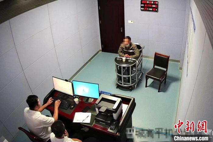 目前,犯罪嫌疑人候某山因涉嫌故意杀人罪已被高平公安依法采取刑事强制措施,案件正在进一步侦办中。 晋城市公安局供图 摄