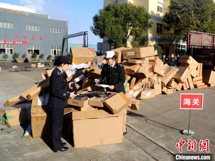 ��������905֧���ڷ���ǹ�����Ƴ�����Ͱ����ˮ������