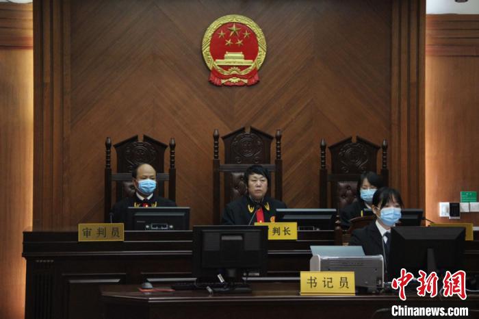 ͼΪ��ͥ�����ֳ�����һ�� ��