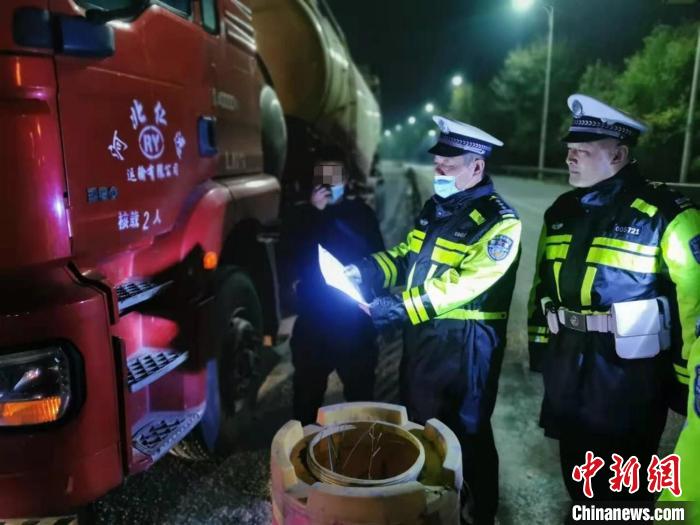 �ӱ�ͨ����8��20���ϴ�ͨ�¹ʣ���4�������Ĺ���©��