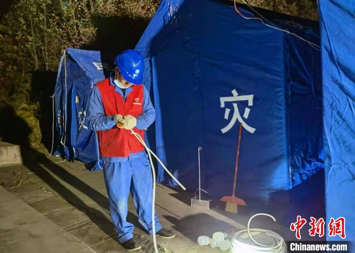 ����������Ա���ڸ���ʱ���õ��ͨ�����������໪ ��