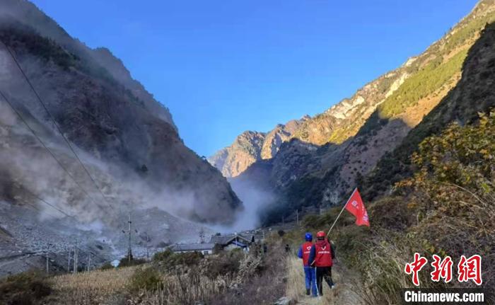 ����������Ա�����ֺ��ֳ��������໪ ��