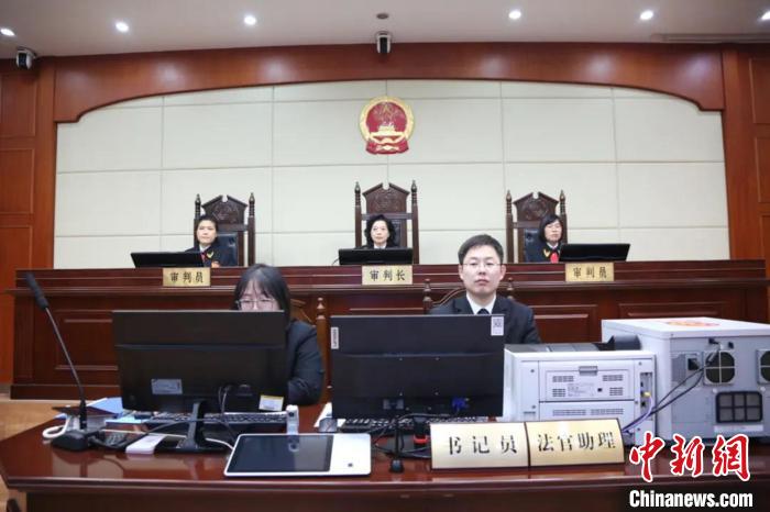 ���ܻ����д�����������ͽ��11��6���£���������300��Ԫ����Ժ��ͼ