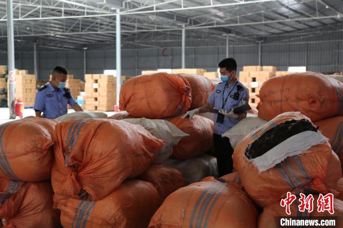 ͼΪ��˽�񾯶Բ�ۻ��������㡣�������� ��